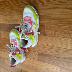 Kids Jordan Retro 4 SE Lemon Venom